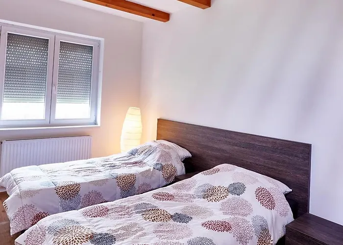 Apartament Deak Nyekladhaza